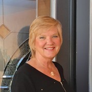 Eileen Simons expert realtor in Treasure Coast, FL 