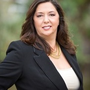 Gloria Sousa expert realtor in Treasure Coast, FL 