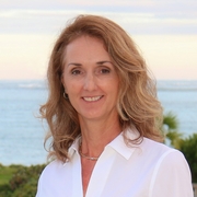Stephanie Gray expert realtor in Treasure Coast, FL 