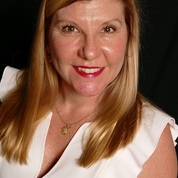 Kimberly Small expert realtor in Treasure Coast, FL 
