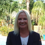 Jennifer Farless expert realtor in Treasure Coast, FL 